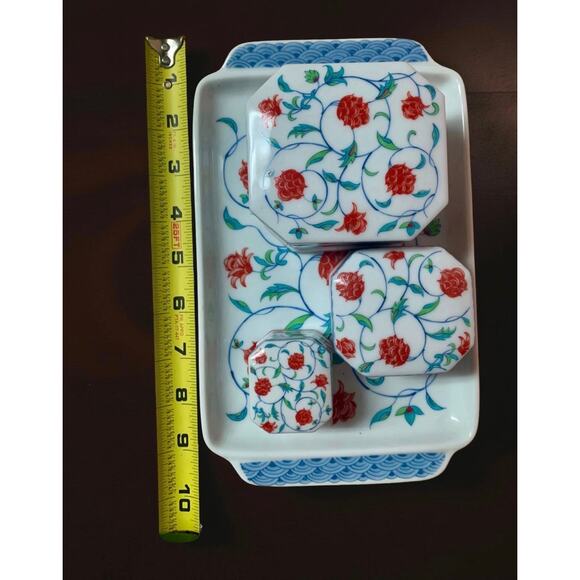 Ashibi Japan Porcelain Box Set with Tray –Red & Blue Floral, 3 Lidded Containers - Picture 6 of 6